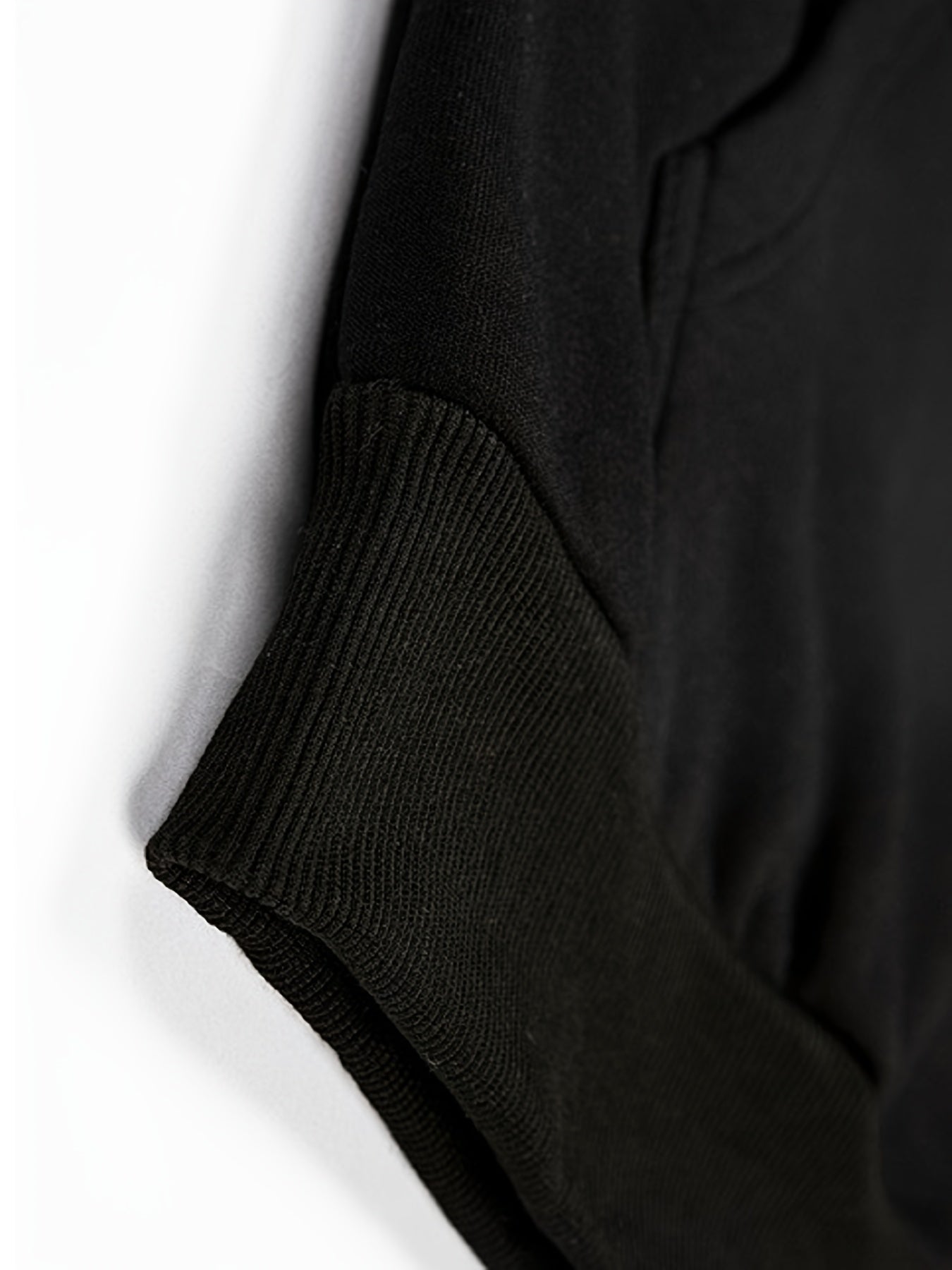 Men’s Camouflage Color-Block Hoodie – Trendy Streetwear Pullover