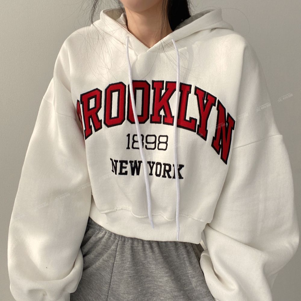 Cropped Baggy Hoodie for Women – Trendy Streetwear Style
