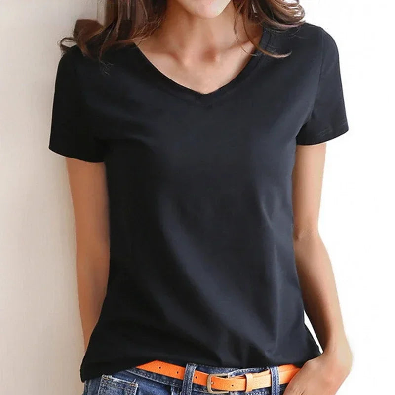 Classic Round Neck Casual T-Shirt for Everyday Comfort