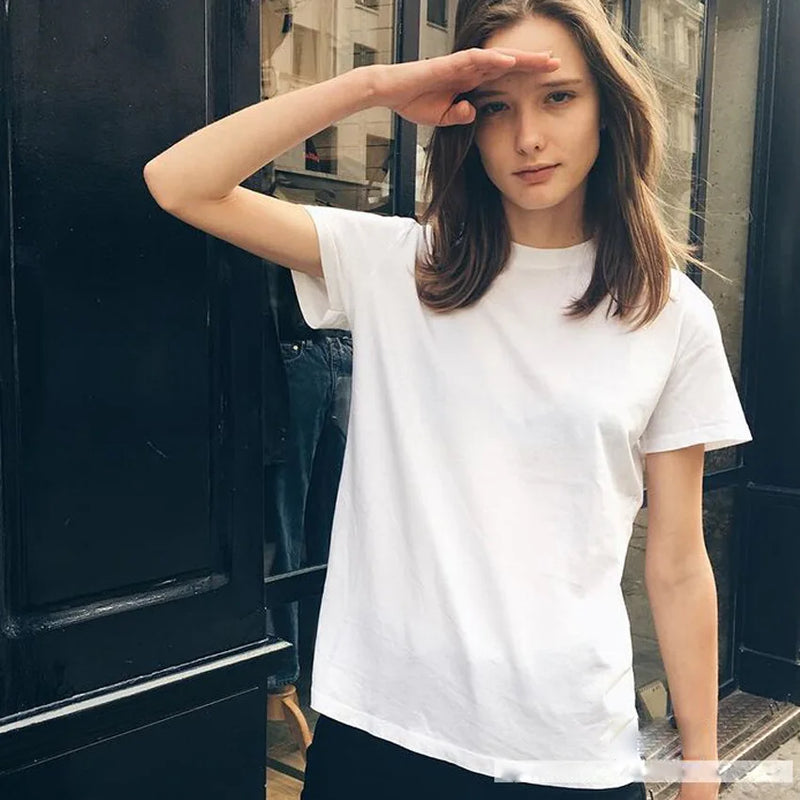 Classic Women’s Solid Color Tee – Comfortable Everyday Wear