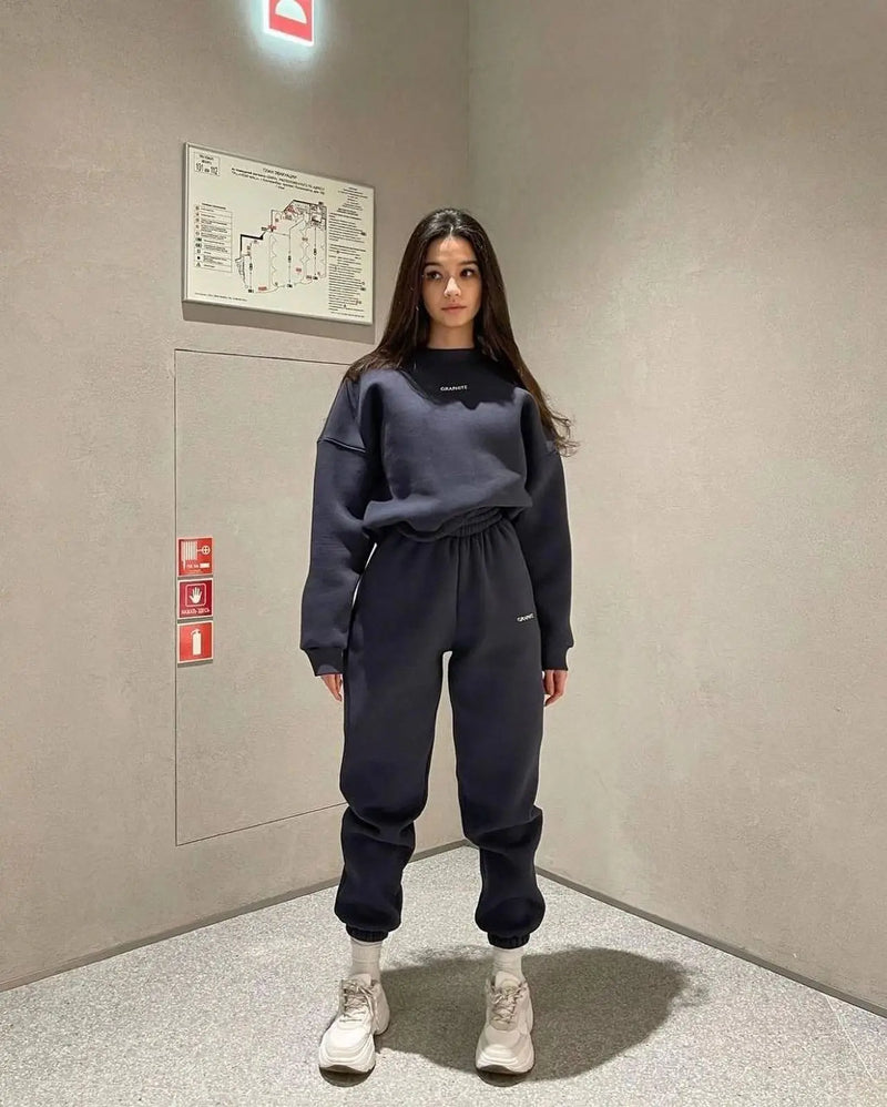 Women’s Hoodie and Pants Set – Cozy Casual Loungewear Outfit