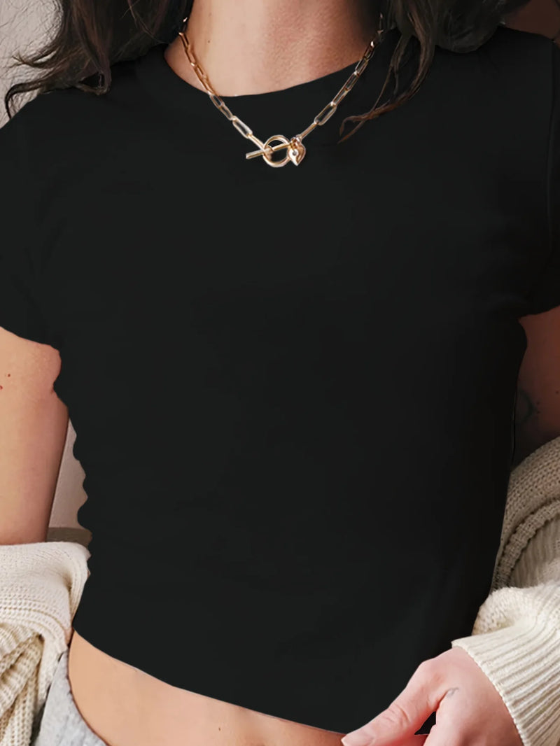 Trendy Women’s Short Sleeve Shirt – Stylish Everyday Wear